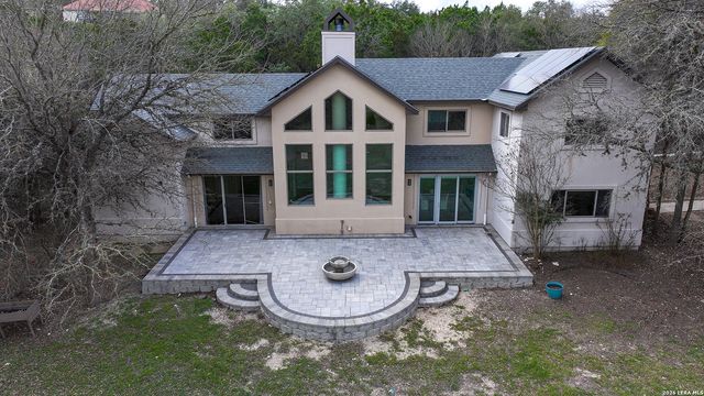 8012 Rocking Horse Ln, Boerne, TX 78015