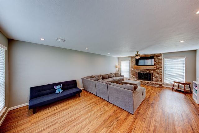 11647 Sagemeadow Lane, Houston, TX 77089