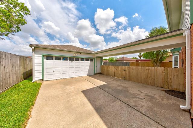 11647 Sagemeadow Lane, Houston, TX 77089