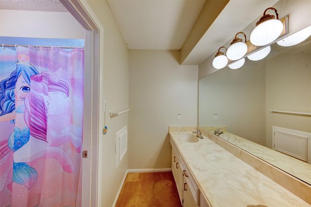 11647 Sagemeadow Lane, Houston, TX 77089