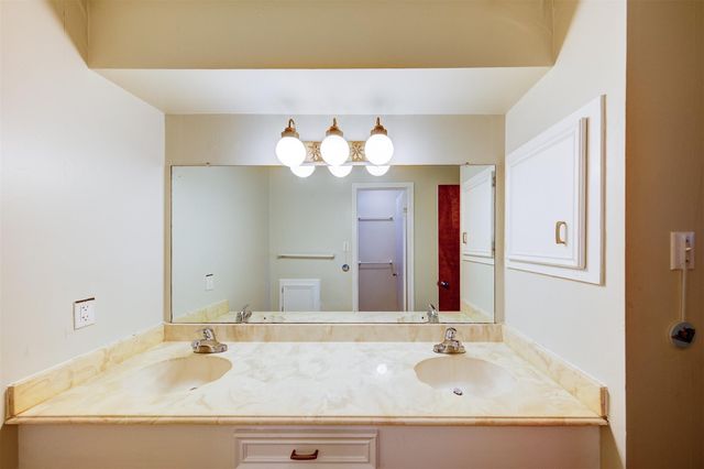 11647 Sagemeadow Lane, Houston, TX 77089