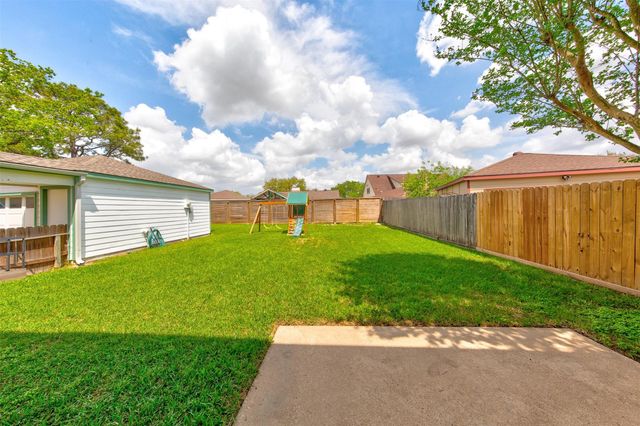 11647 Sagemeadow Lane, Houston, TX 77089