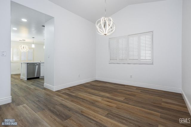 9815 Cabbage Rose Avenue, Bakersfield, CA 93311