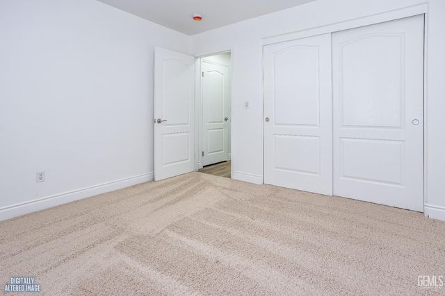 9815 Cabbage Rose Avenue, Bakersfield, CA 93311