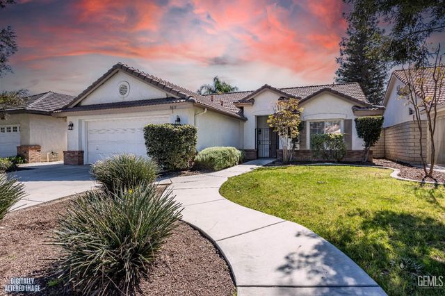9815 Cabbage Rose Avenue, Bakersfield, CA 93311