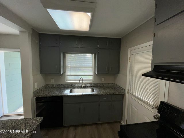 1733 PAINE Avenue, Jacksonville, FL 32211