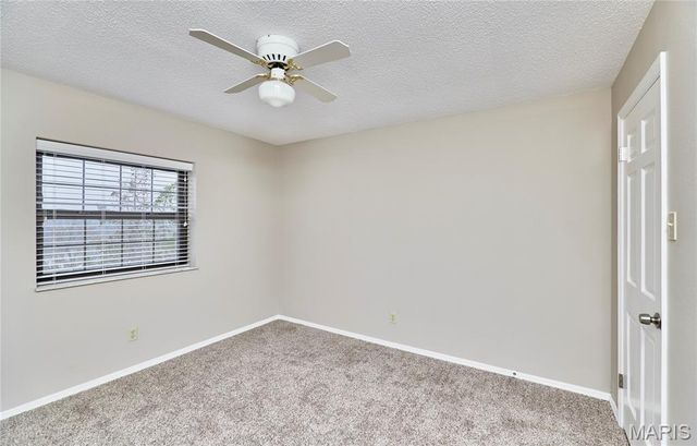 927 Claytonbrook Drive 3, Ballwin, MO 63011