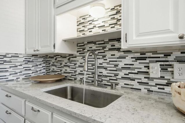1301 Highland Drive, Hollister, CA 95023