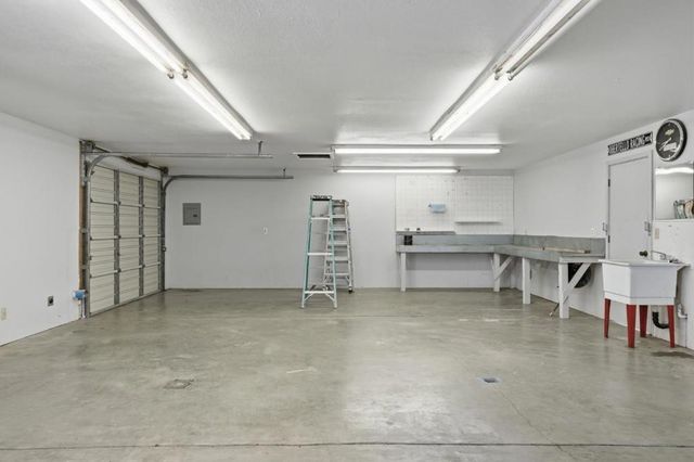 1301 Highland Drive, Hollister, CA 95023