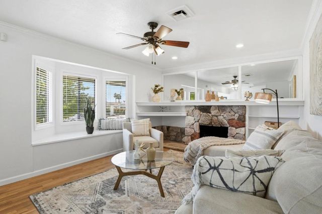 1301 Highland Drive, Hollister, CA 95023