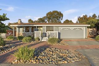 1301 Highland Drive, Hollister, CA 95023