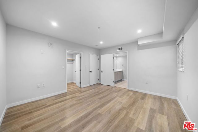 8532 Cashio Street 101, Los Angeles, CA 90035