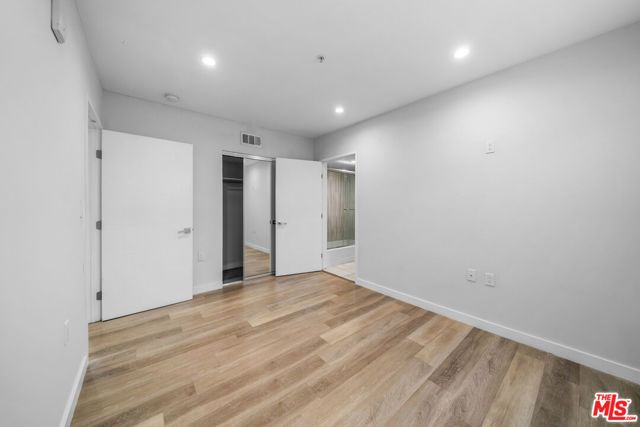 8532 Cashio Street 101, Los Angeles, CA 90035