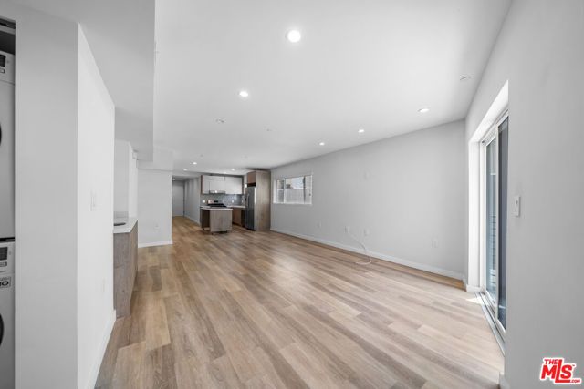 8532 Cashio Street 101, Los Angeles, CA 90035