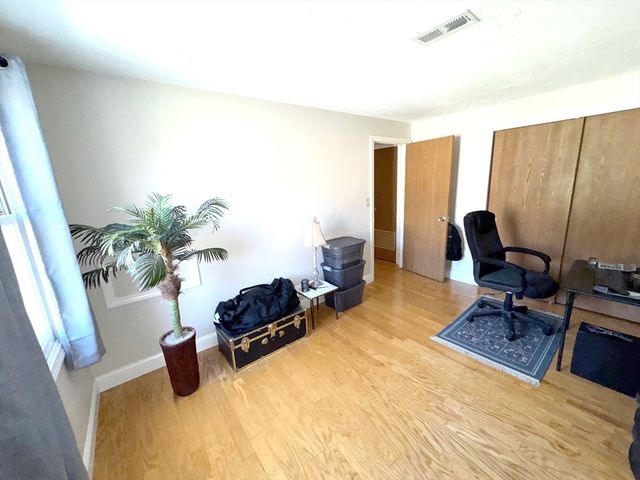 354 Neponset G, Canton, MA 02021