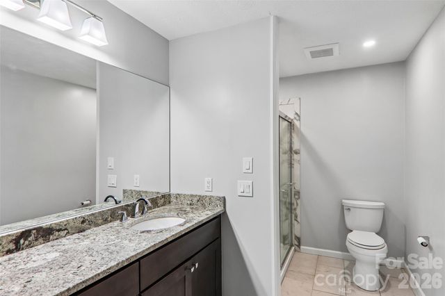 405 Wild Oak Lane, Hendersonville, NC 28791