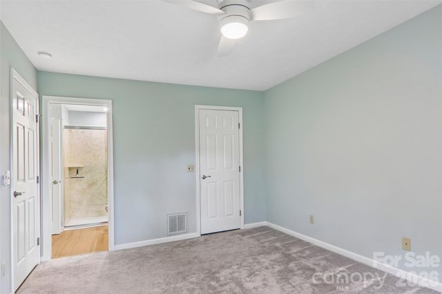 405 Wild Oak Lane, Hendersonville, NC 28791