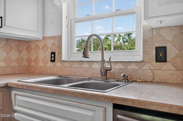 4597 Barnacle Drive, Port Orange, FL 32127