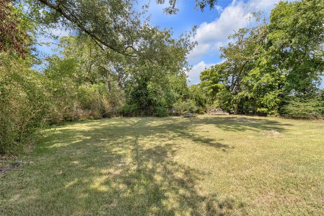 1414 23rd Street, Huntsville, TX 77340