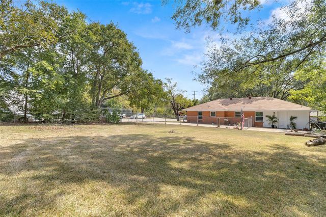 1414 23rd Street, Huntsville, TX 77340