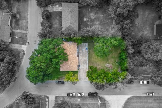 1414 23rd Street, Huntsville, TX 77340