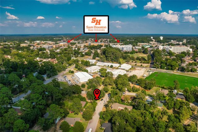 1414 23rd Street, Huntsville, TX 77340