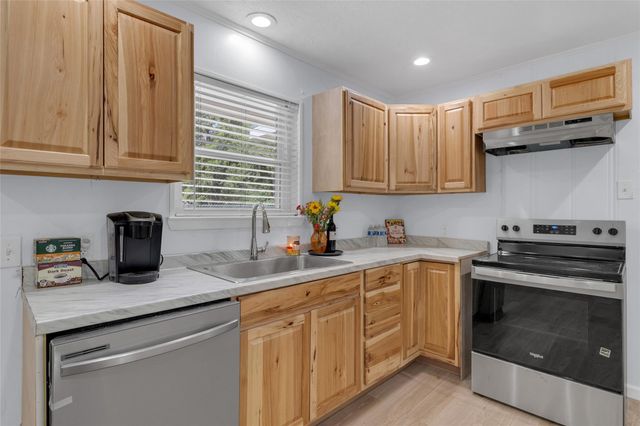 1414 23rd Street, Huntsville, TX 77340