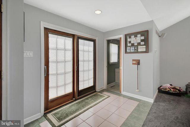 308 EDGEMORE RD, Secane, PA 19018