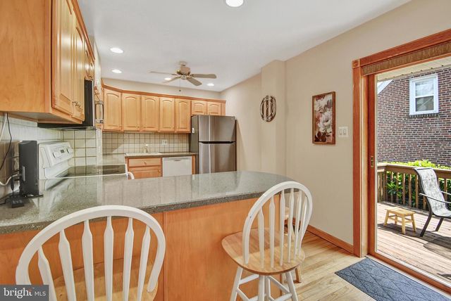308 EDGEMORE RD, Secane, PA 19018