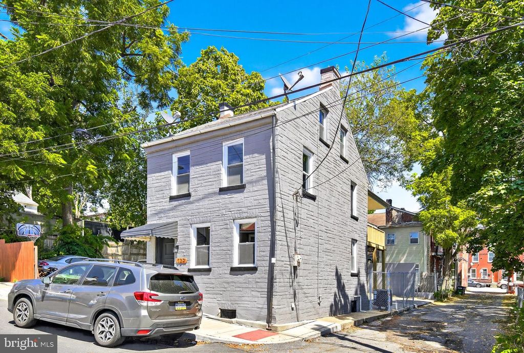 329 MILL ST, Lancaster, PA 17603