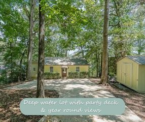 984 Chestatee Point, Dawsonville, GA 30534