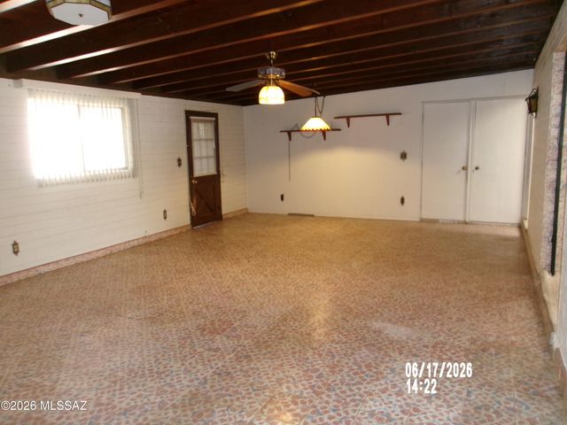 5811 E 31st Street, Tucson, AZ 85711