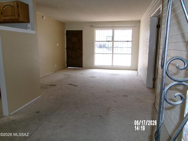 5811 E 31st Street, Tucson, AZ 85711