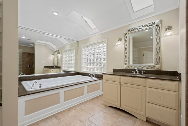 6626 MASSEY LN, Memphis, TN 38120