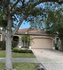 972 NW Leonardo Circle, Port St Lucie, FL 34986