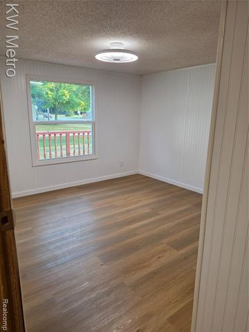 3520 Hogarth Avenue, Flint, MI 48532