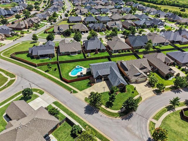 8408 NW 135th Terrace, Oklahoma City, OK 73142