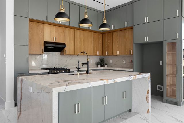 1022 Bow Street, Rockwall, TX 75087