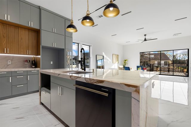 1022 Bow Street, Rockwall, TX 75087