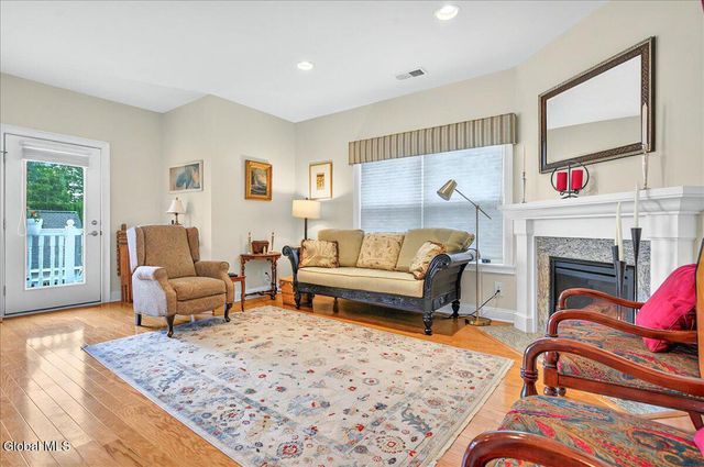 802 Heather Lane, Guilderland, NY 12009