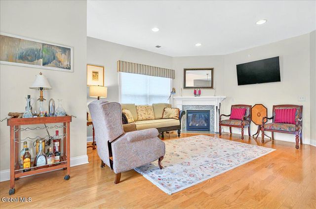 802 Heather Lane, Guilderland, NY 12009