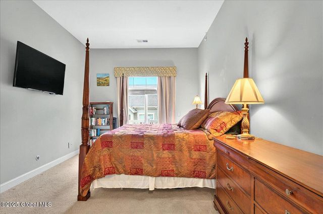 802 Heather Lane, Guilderland, NY 12009