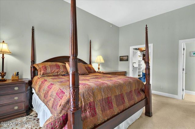 802 Heather Lane, Guilderland, NY 12009