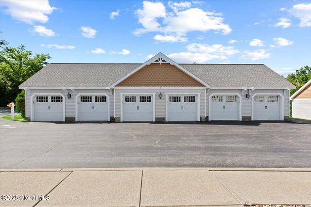 802 Heather Lane, Guilderland, NY 12009