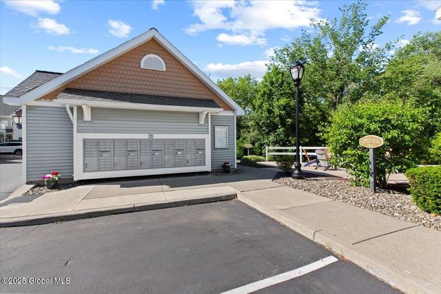 802 Heather Lane, Guilderland, NY 12009