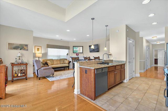 802 Heather Lane, Guilderland, NY 12009