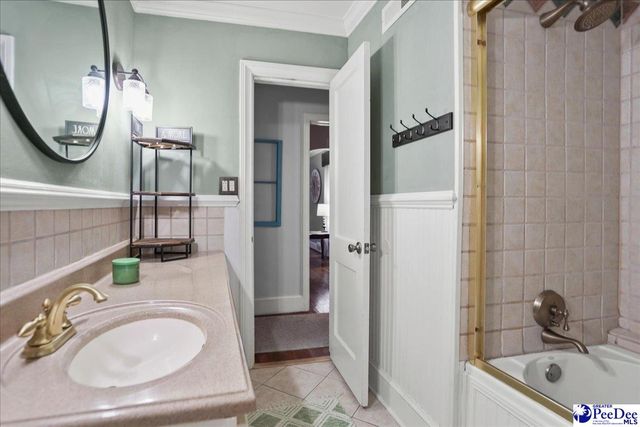 534 W Richardson circle, Hartsville, SC 29550