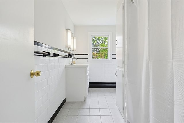 31 Cold Spring Rd., Holliston, MA 01746