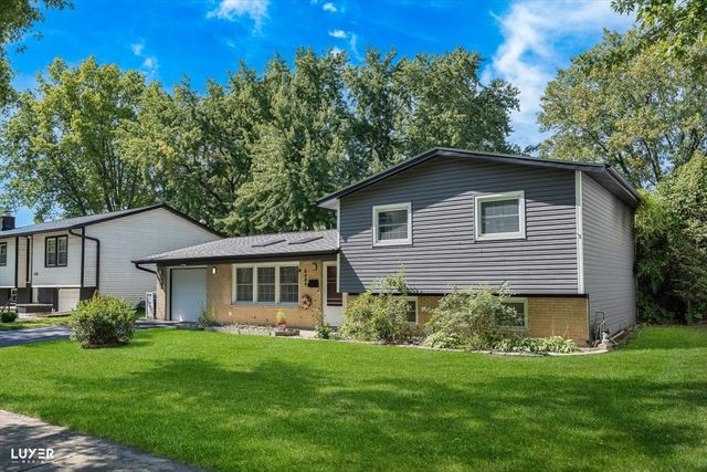 6908 Orchard Lane, Hanover Park, IL 60133