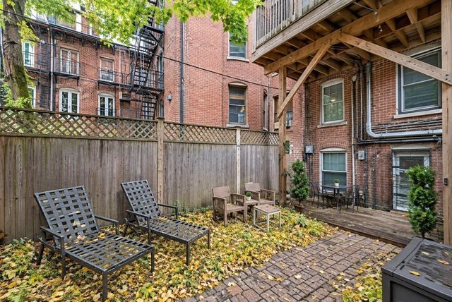 50 Montgomery St 1, Boston, MA 02116